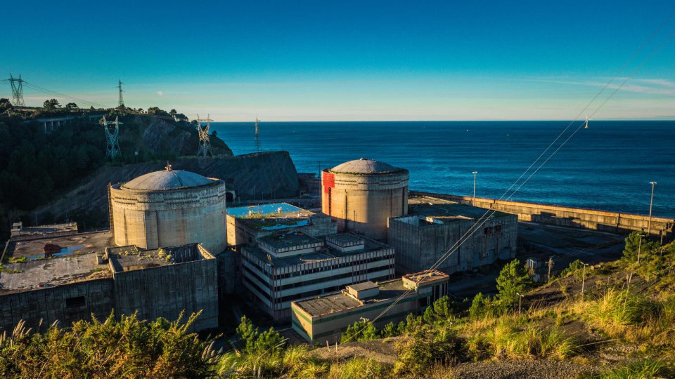 La_ voz_del_mar_frente_al_silencio_nuclear_ repensando nuestro mañana-Alexander_Jauregui_Orue